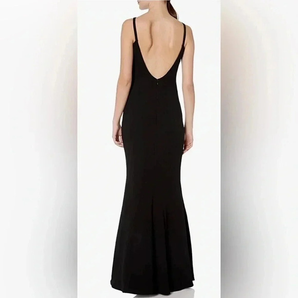 Calvin Klein Black Halter Neck Crepe Gown Size 6 - Picture 3 of 10